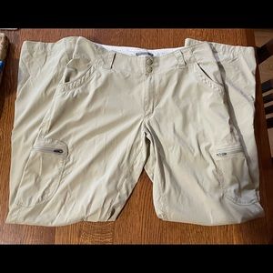 L L Bean Vista Trekking Pants - Women’s Size 6
